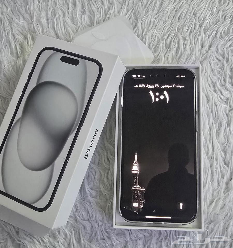 جوال ايفون 15بلس اخو الجديد ذاكره 256 البطاريه 99 2500 ريال64544157056001114