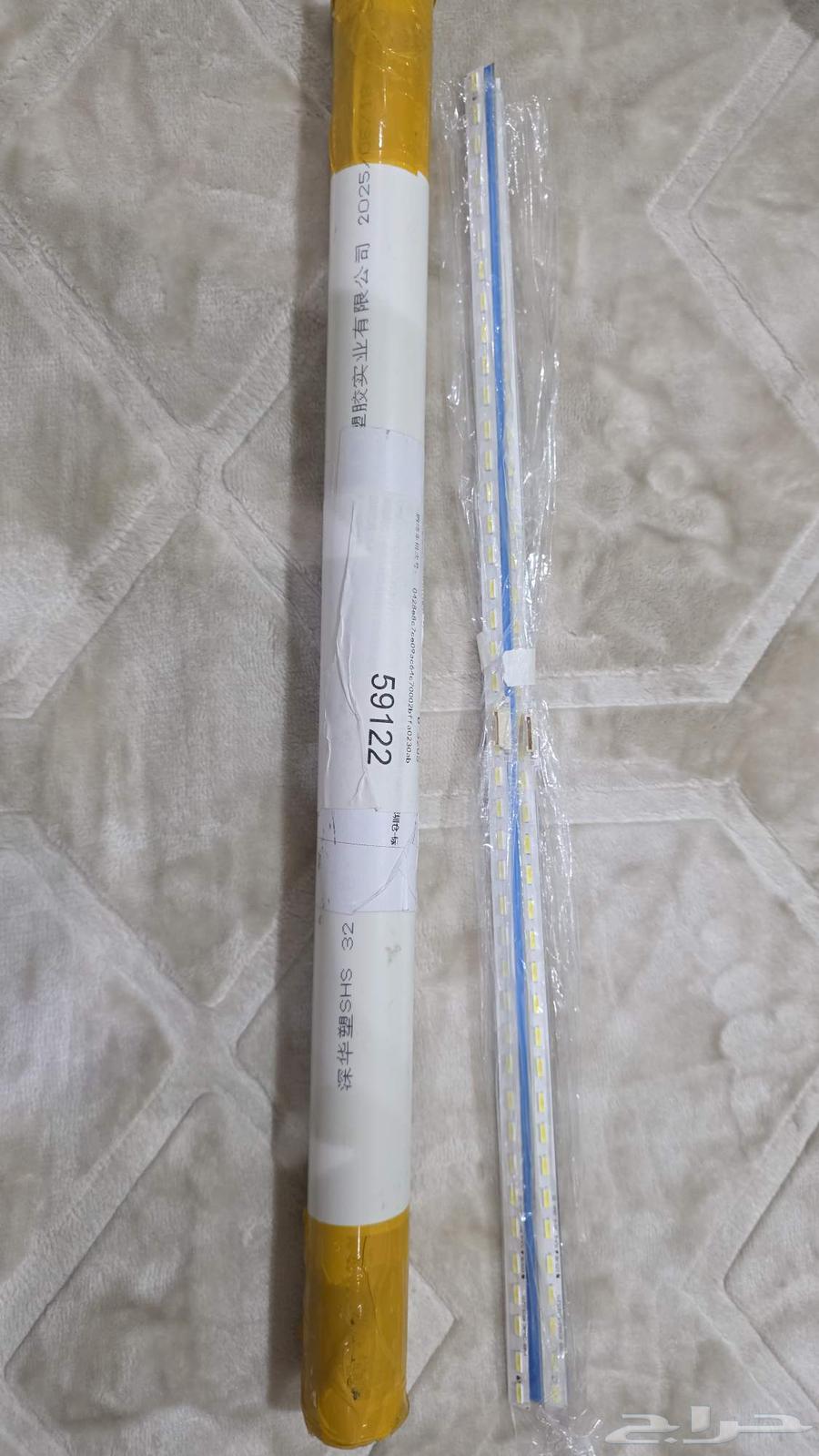 قطع غيار شاشة سامسونج 82 بوصة أصلية64551748341378113