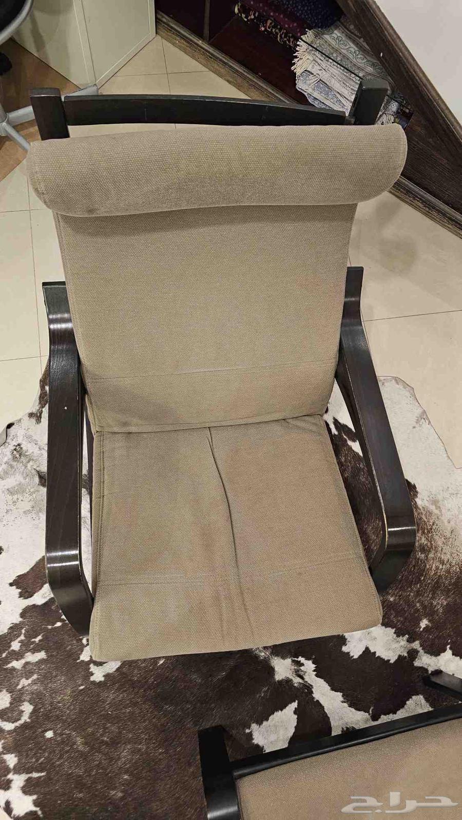 اثاث مستعمل كرسي هزاز ايكيا مع مسند قدم64550859743491113