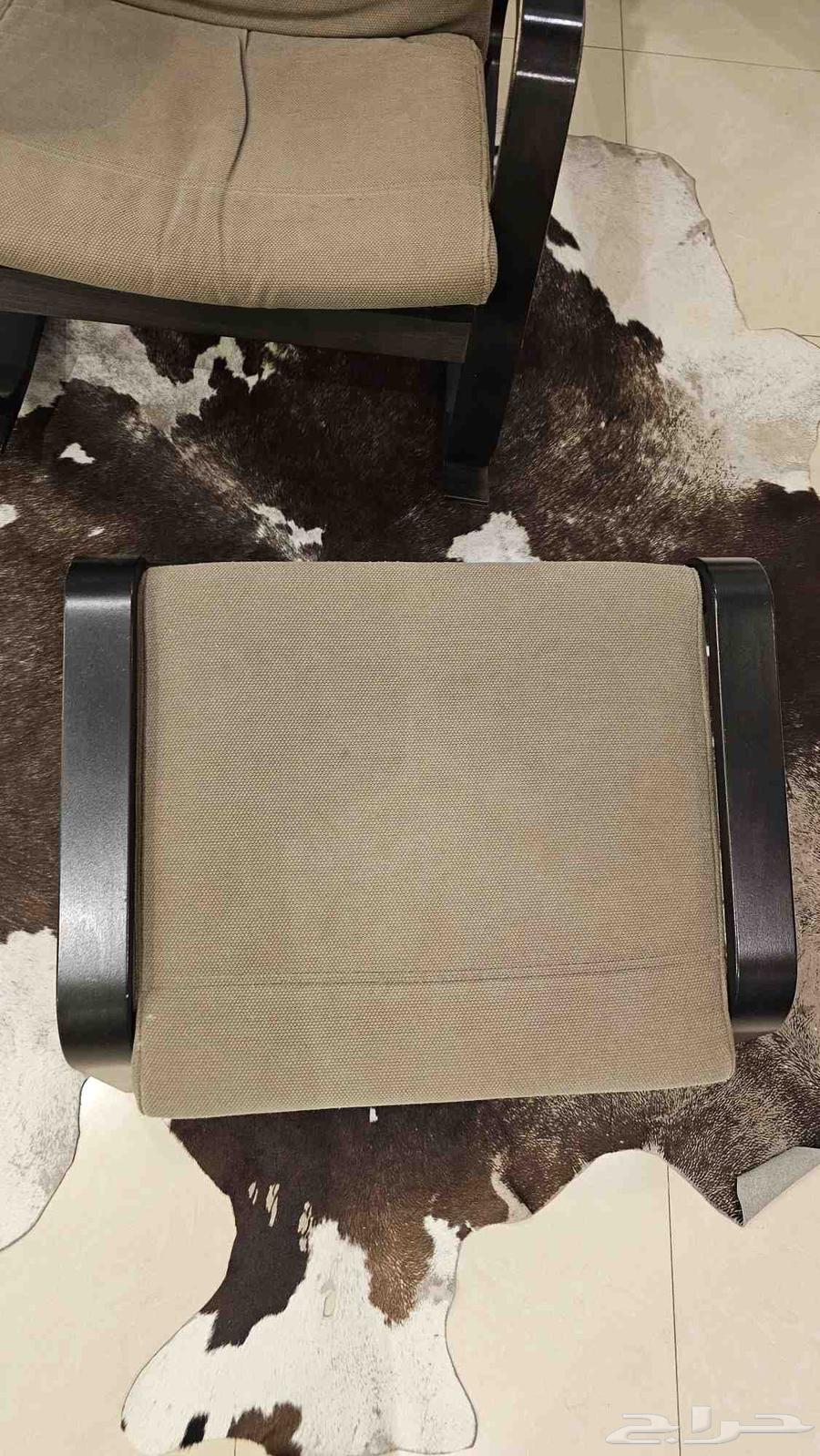 اثاث مستعمل كرسي هزاز ايكيا مع مسند قدم64550859743491114