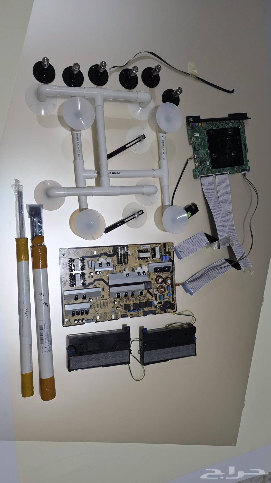 قطع غيار شاشة سامسونج 82 بوصة أصلية64551748341378110