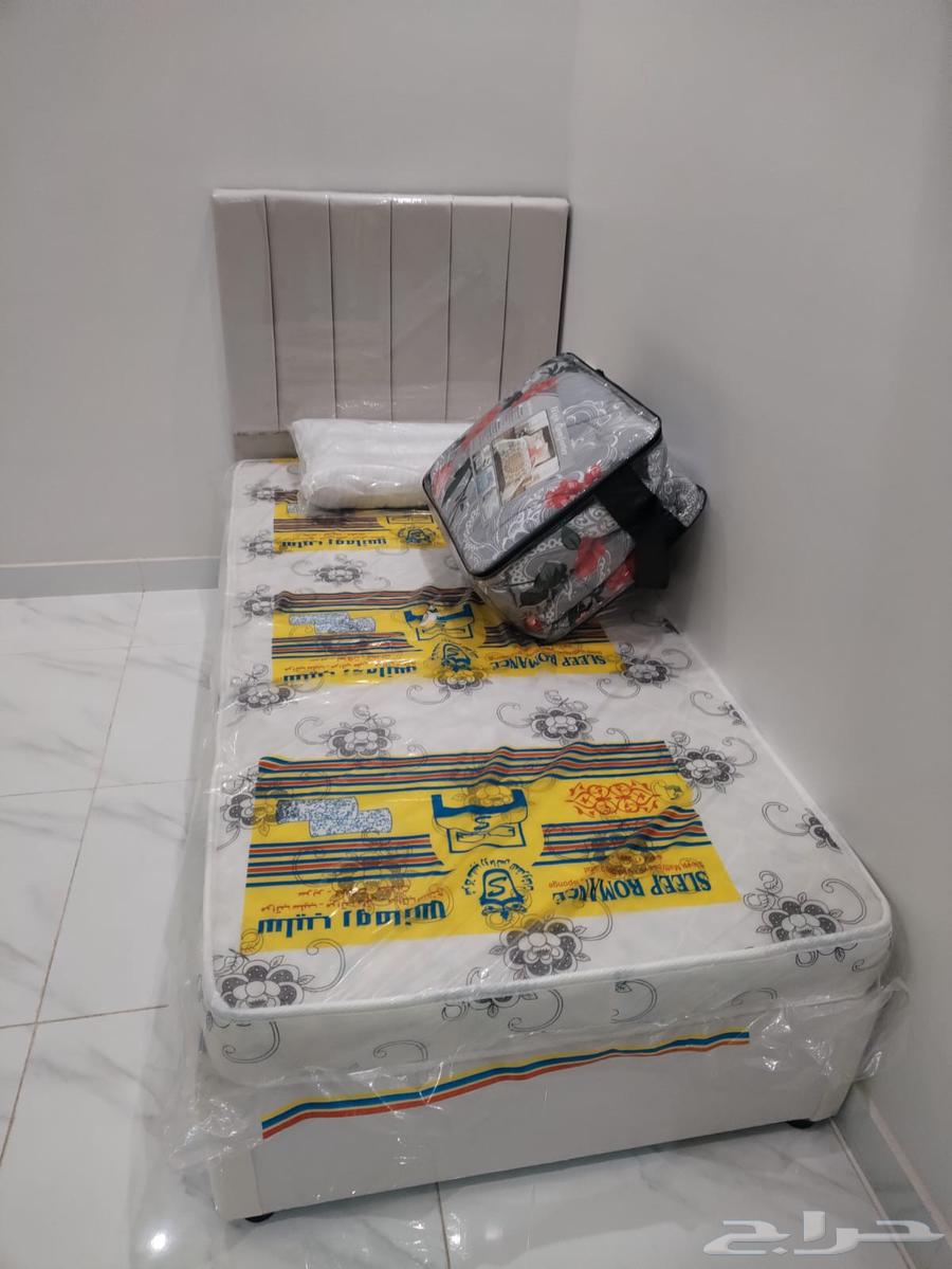 Iron beds and mattresses64543888334595114