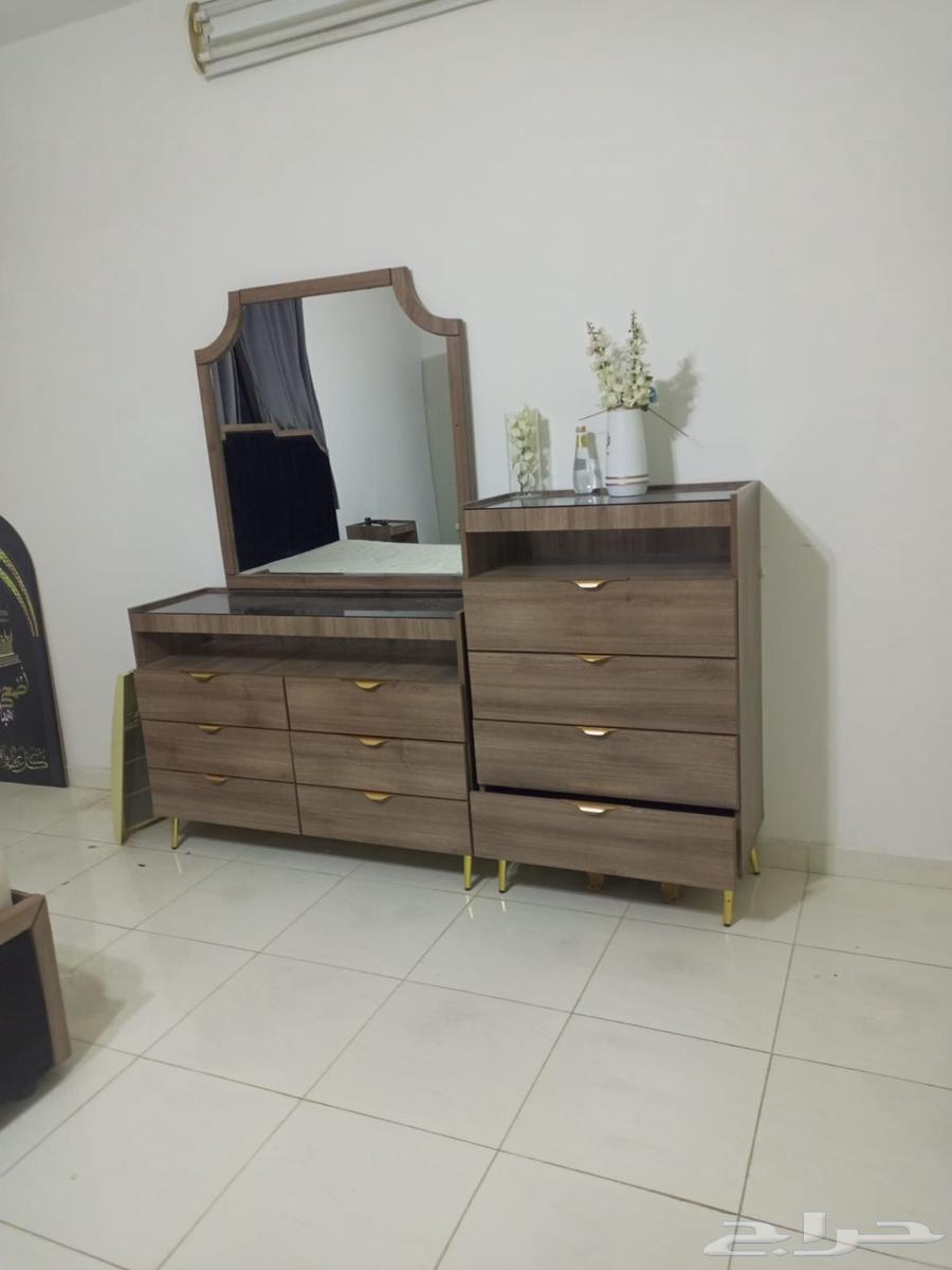 غرفة نوم شبه الجديد64543803528450113