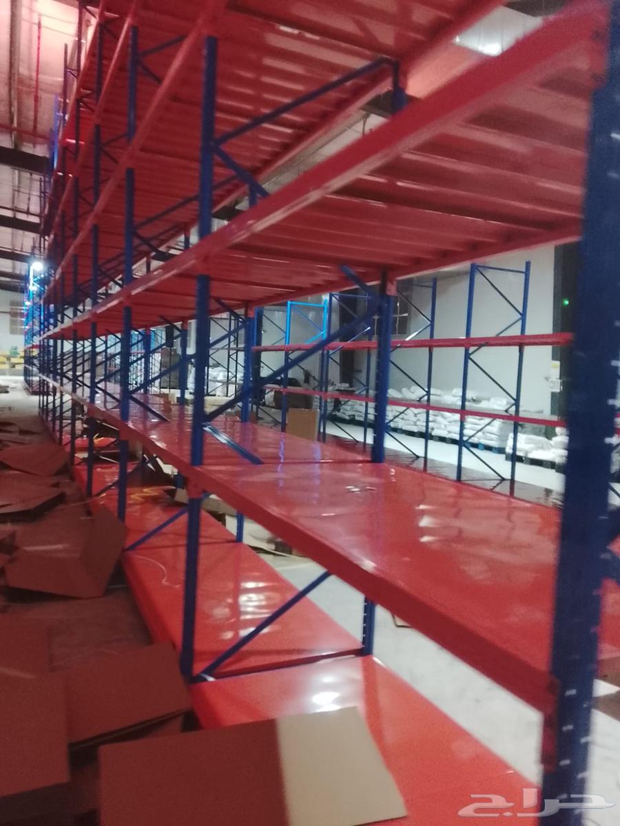 Warehouse storage shelves64548126562947111