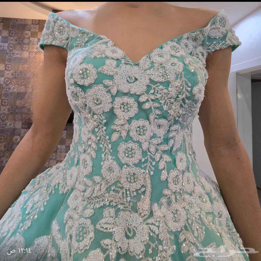 فستان ملكه مع الجابون لم يلبس مقاس سمول. او اكس سمول64551348489345114