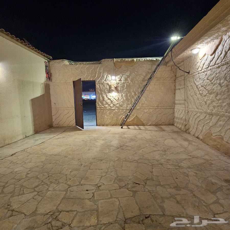 استراحه مؤثثه ومكيفه للايجار الشهري والسنوي بحي البيان64226264342147111