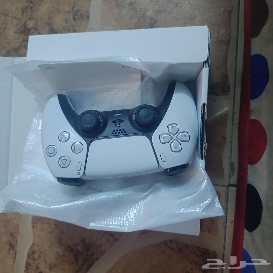 يد سوني فايف جديدة للبيع ما استخدمت باقي في كرتونه64548910756995112