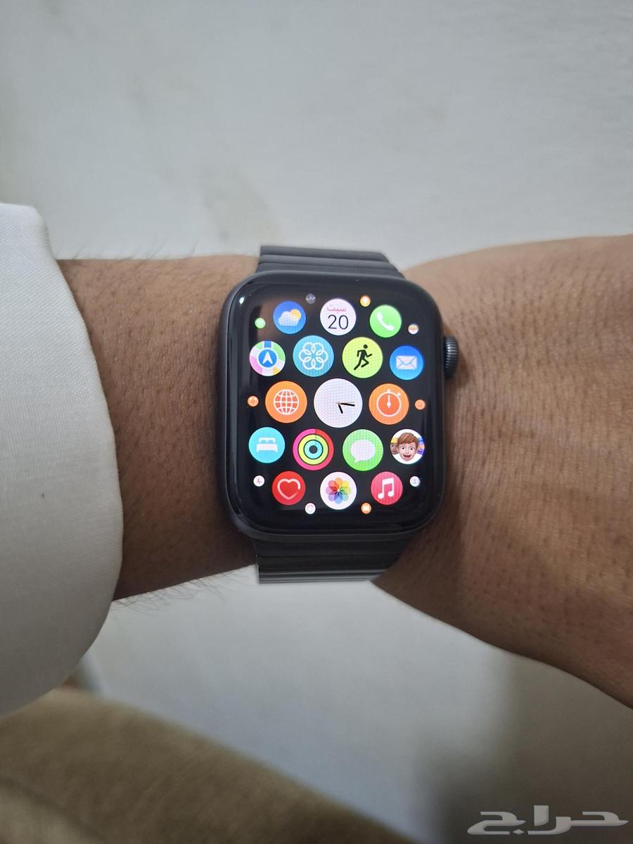 ساعة ابل واتش اصدار 4اسود64550803546241112