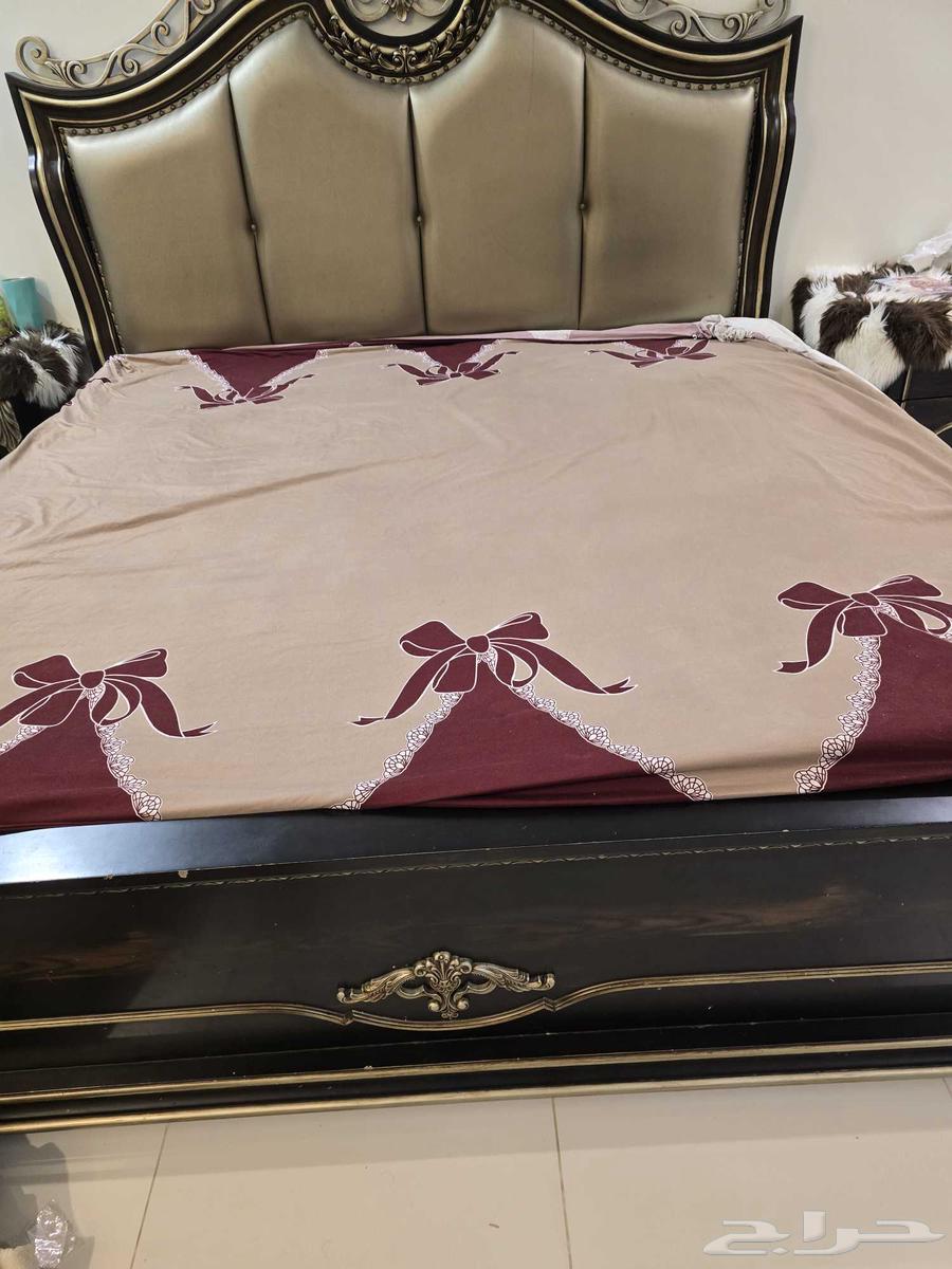 سرير نوم حجم كبير   كرسي مساج   جهازين رياضه64546301062786110