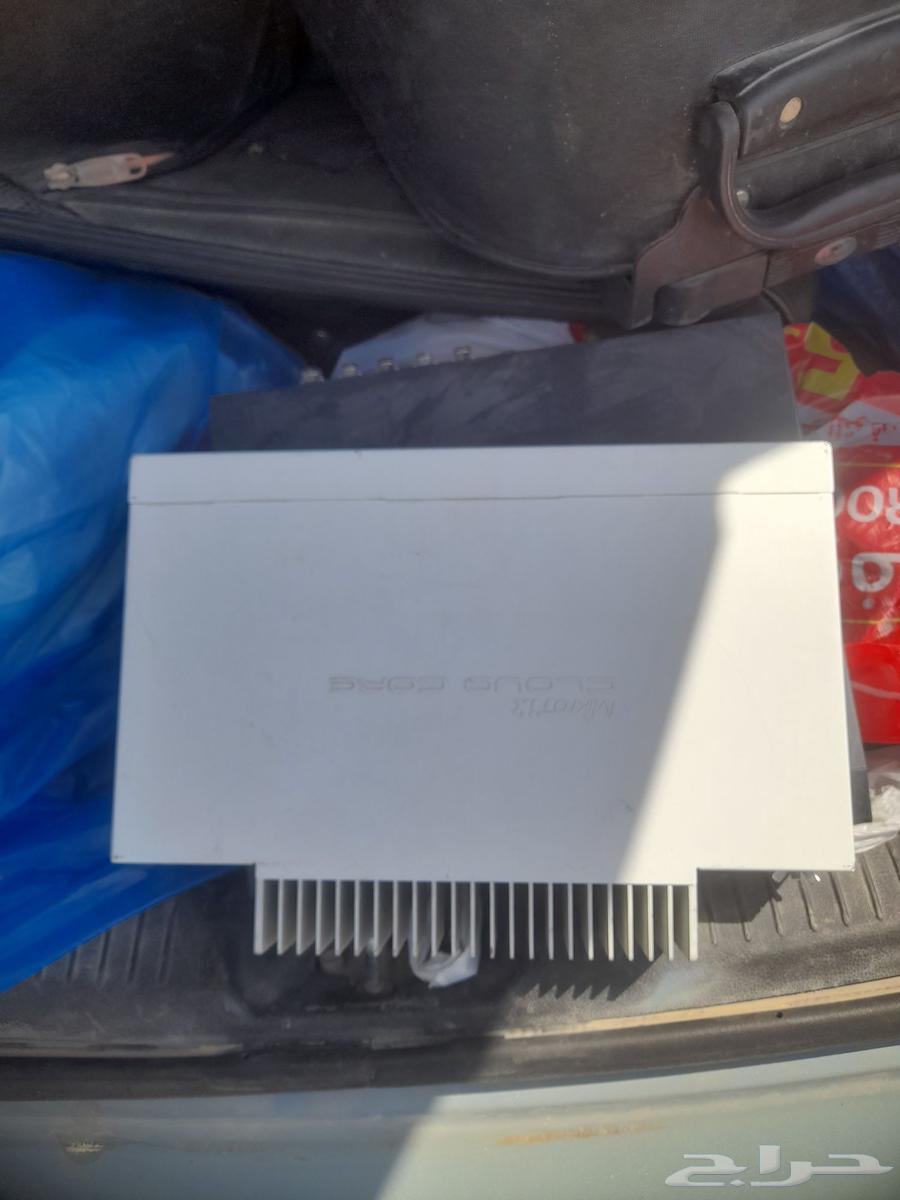 Surveillance system with 3 receivers and 11 semi-new cameras64547068747267114