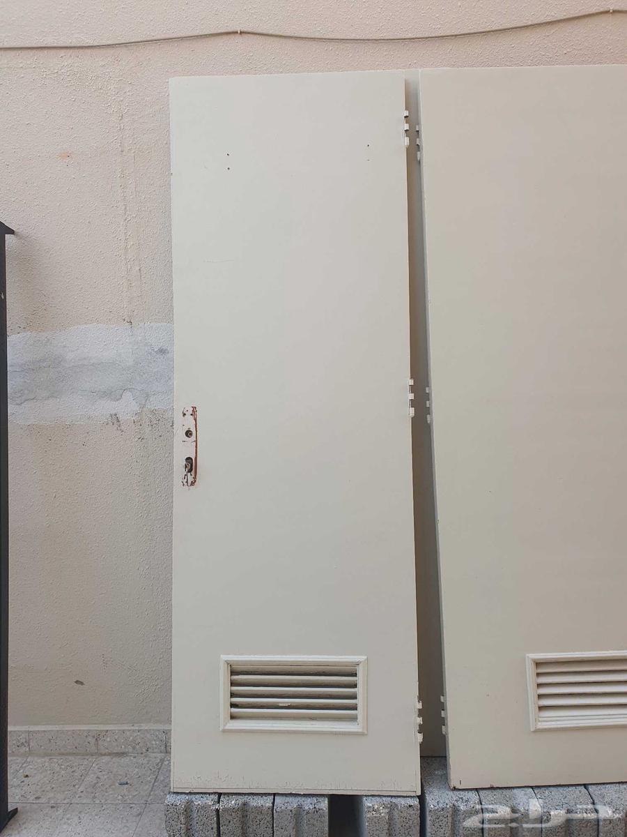 ابواب بحاله جيدة جدا للبيع64551748505218110