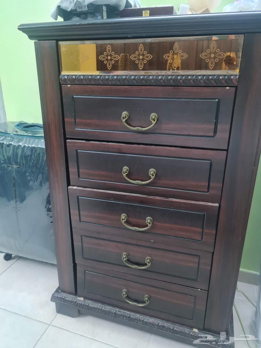 غرفة نوم للبيع مستعجل ب 1000 ريال64548603476738111