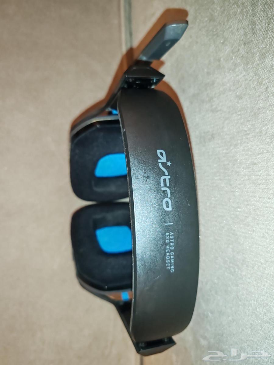 ASTRO A20 Gaming Headset for sale, clean and complete without cables.64552760790529114