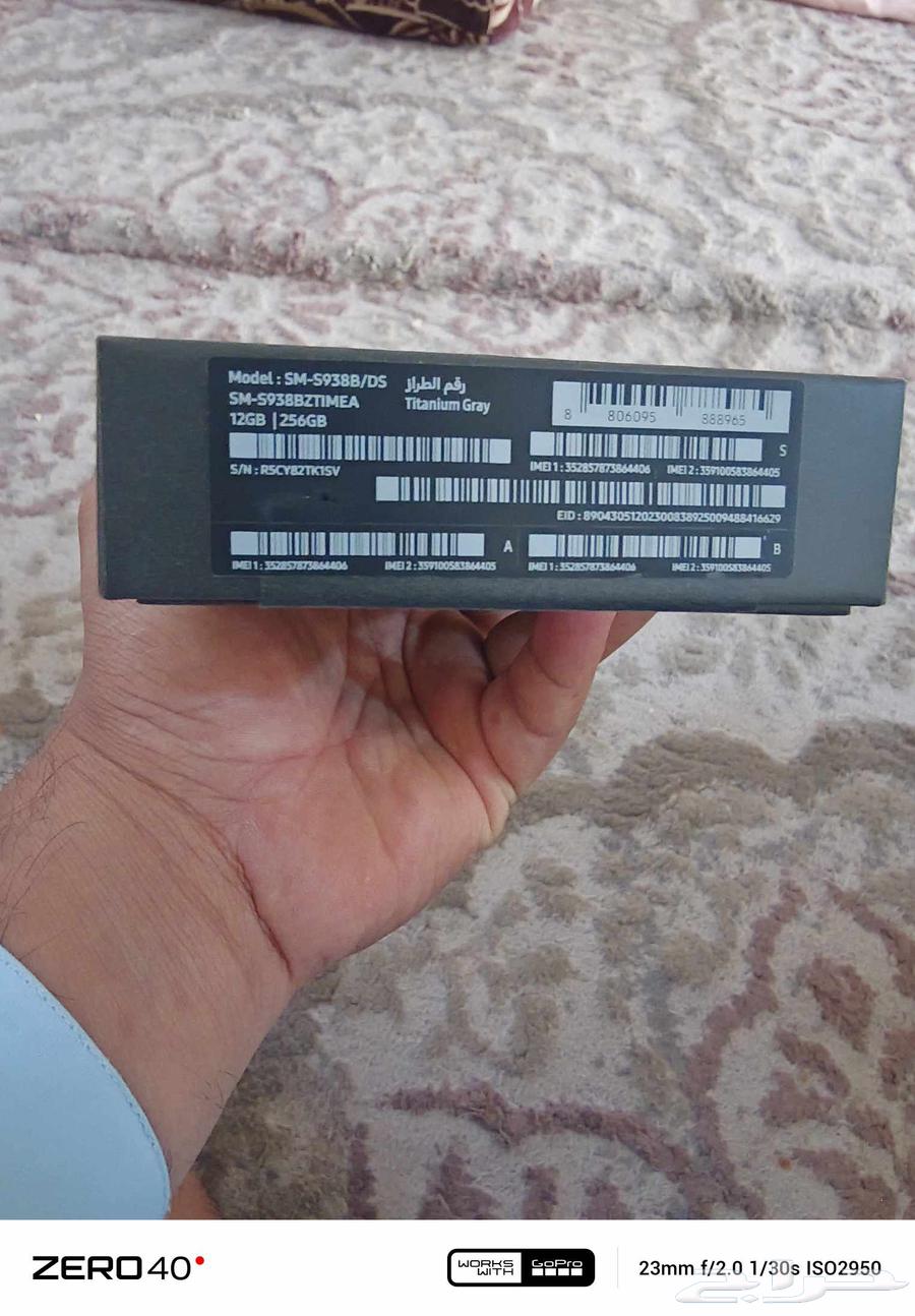 جوال جديدة بس فق كرتون مع فاتورة مكتب جرير لس ما شغل64547374028034110