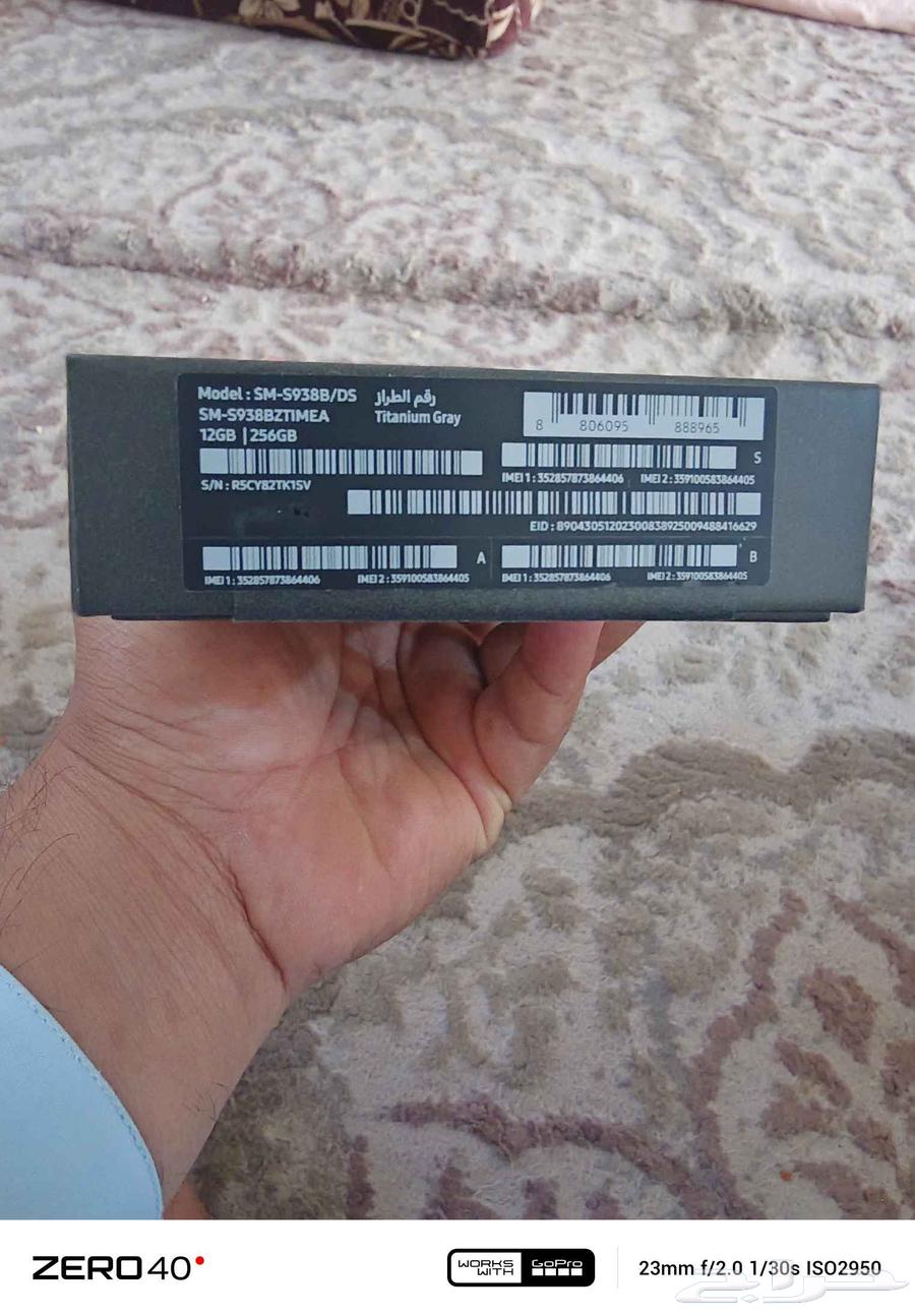 جوال جديدة بس فق كرتون مع فاتورة مكتب جرير لس ما شغل64547374028034111