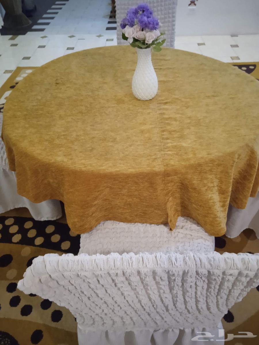 Dining table for sale64549205824386112