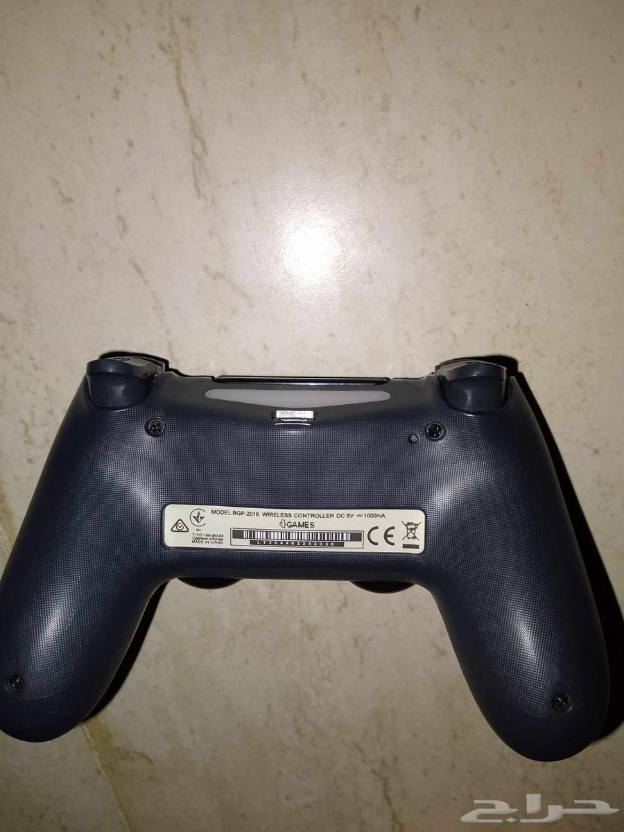 السلام عليكم اليد سوني 4 جديده ما فيها شيء ونظيفه64546902102275111