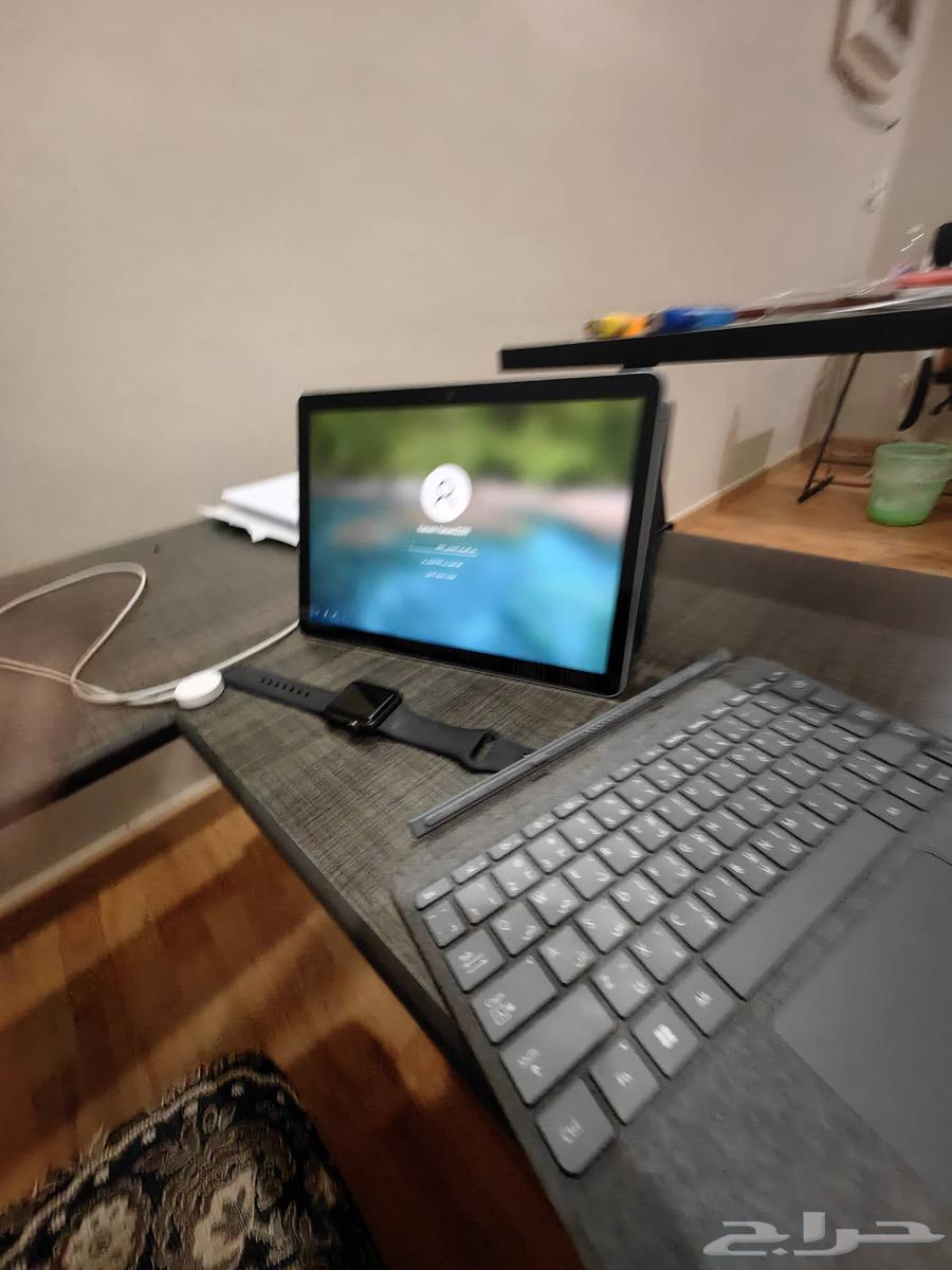 Microsoft Surface 3 Apple Watch Series 3 with keyboard and pen64550661598083111