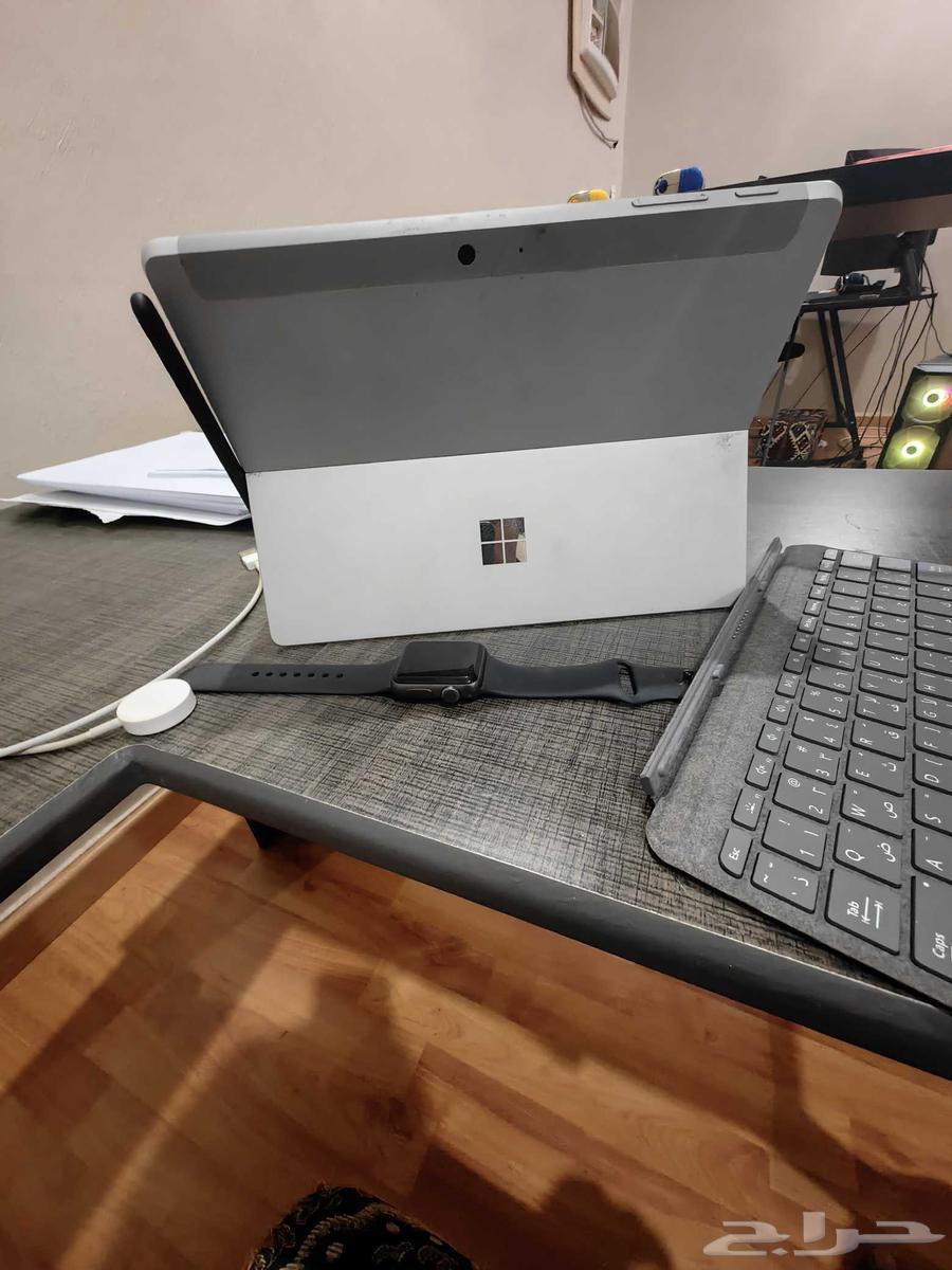 Microsoft Surface 3 Apple Watch Series 3 with keyboard and pen64550661598083110