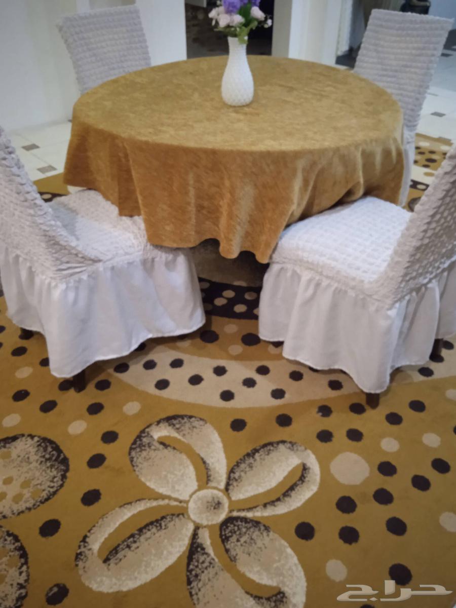 Dining table for sale64549205824386110