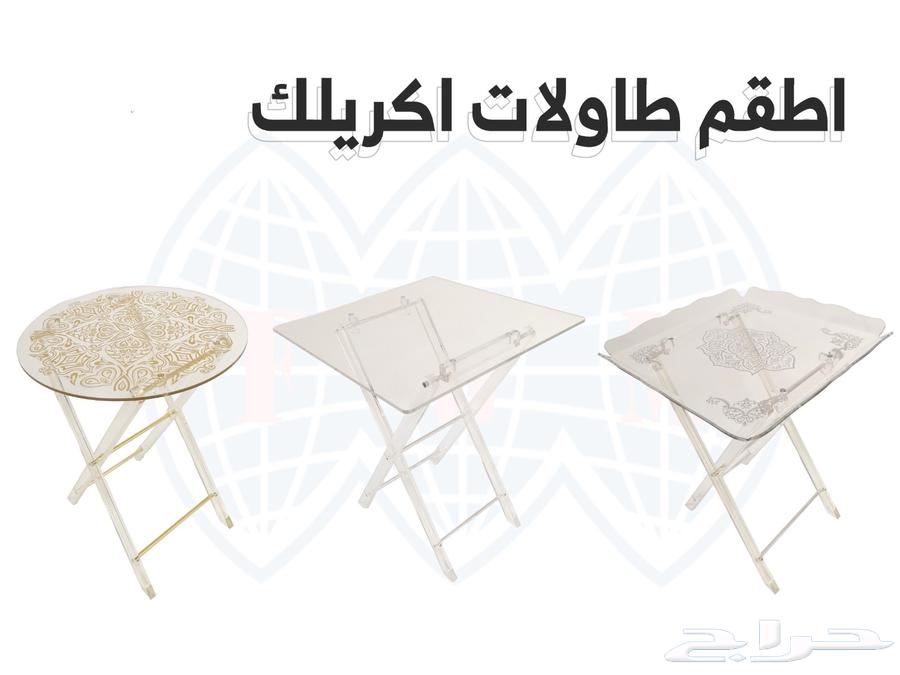 Arrival of a new collection of transparent acrylic hospitality tables in different shapes64547888421378110