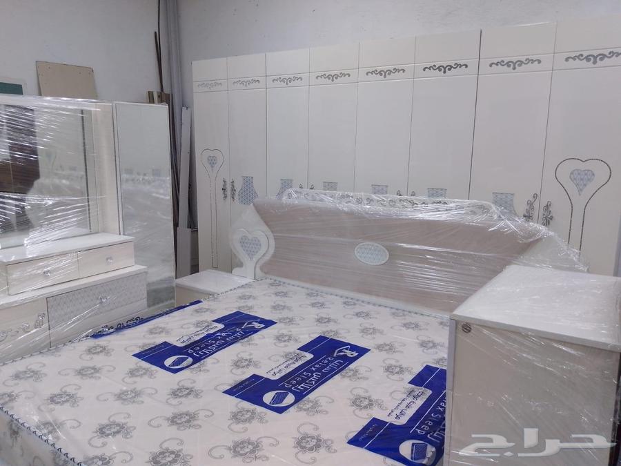 Clean used bedroom, installation and delivery available64543733294337112