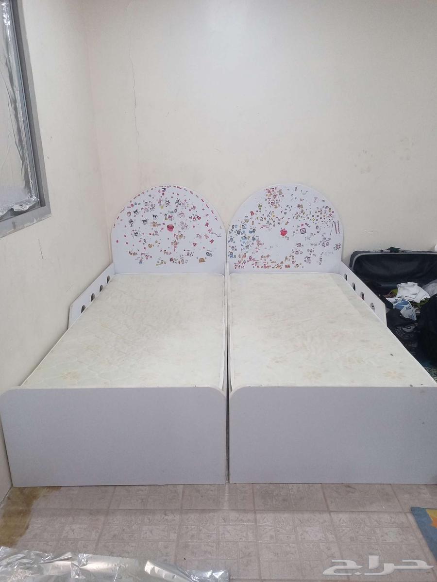 سريرين اطفال للبيع64550303897859113
