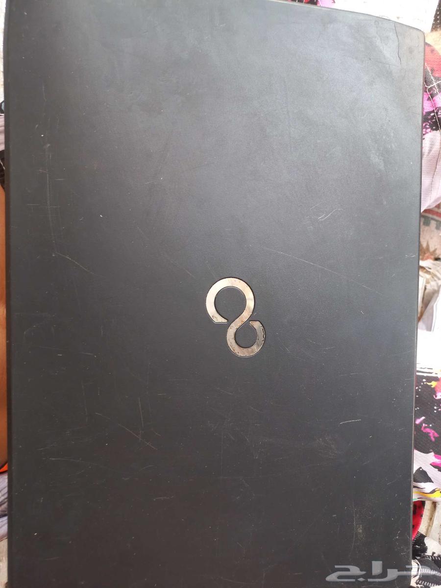 لابتوبات لابتوب توشيبا وFUjlTSU بشواحنهم64546623573122112