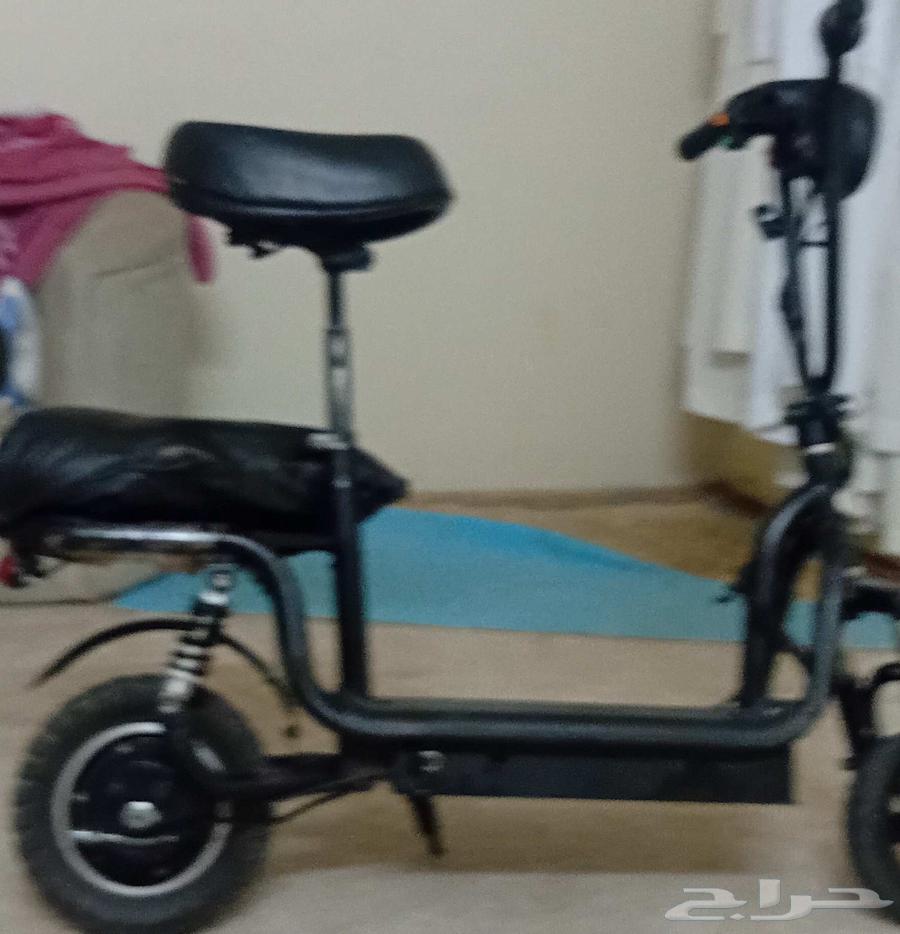 Working scooter64551462375298111