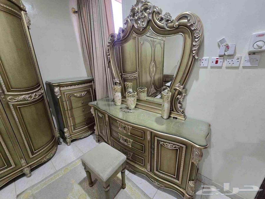 غرفة نوم بحاله ممتازه مع مجلس64550817566209110