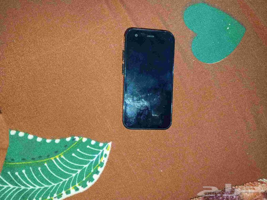 A small phone64547429735169111