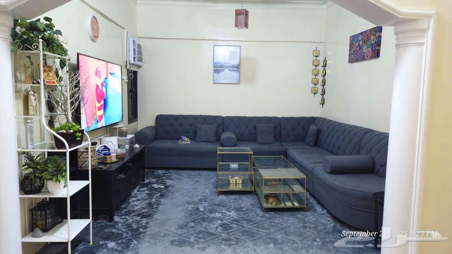 الطاولات - طاولة فاخرة بسطح زجاجي ذهبي ثقيل.64548224567682110