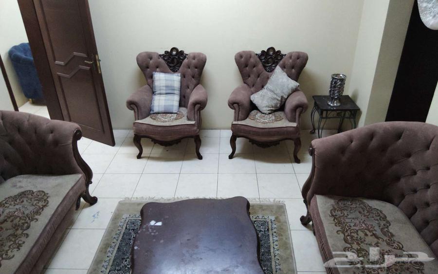 كنب متين جدا التلبيس تطلع و تتغسل عادي مطلوب 50064546484649347110