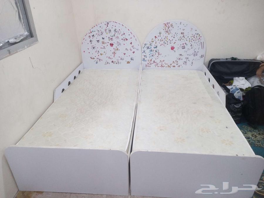 سريرين اطفال للبيع64550303897859112