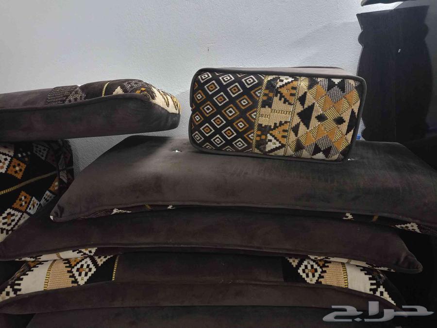 مساند ظهر نظيف جدا64546721044355111