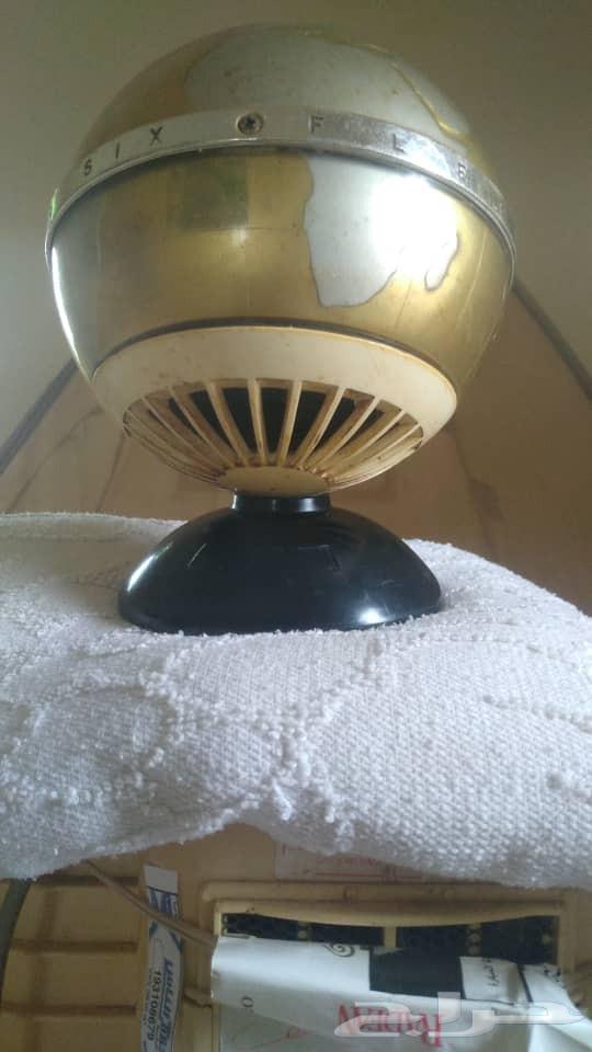 تحفه نادره راديو على شكل الكره الارضيه من عام 197064552505436930114