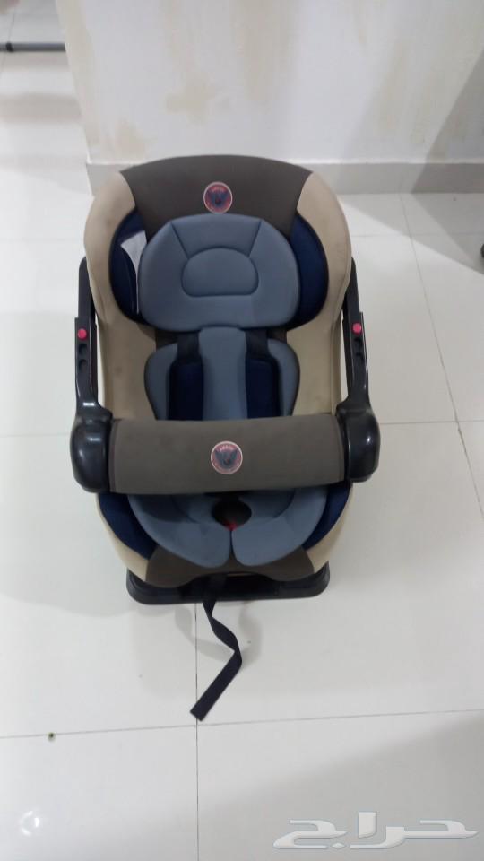 كرسي اطفال لسيارة. مناسب للعمر ستة وحتى 4 سنوات. مستعمل64548280789634110