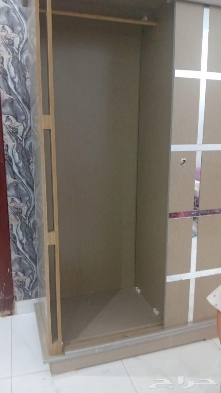 دولاب مستخدم نظيف ع السوم64553158465281112