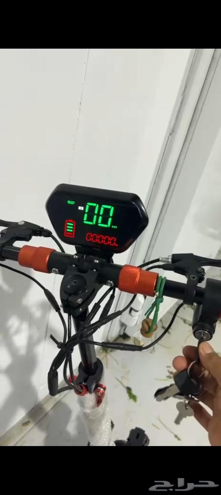 The monster scooter, my new brother, priced at 1100, free of any flaws, reason for sale64544509672195113