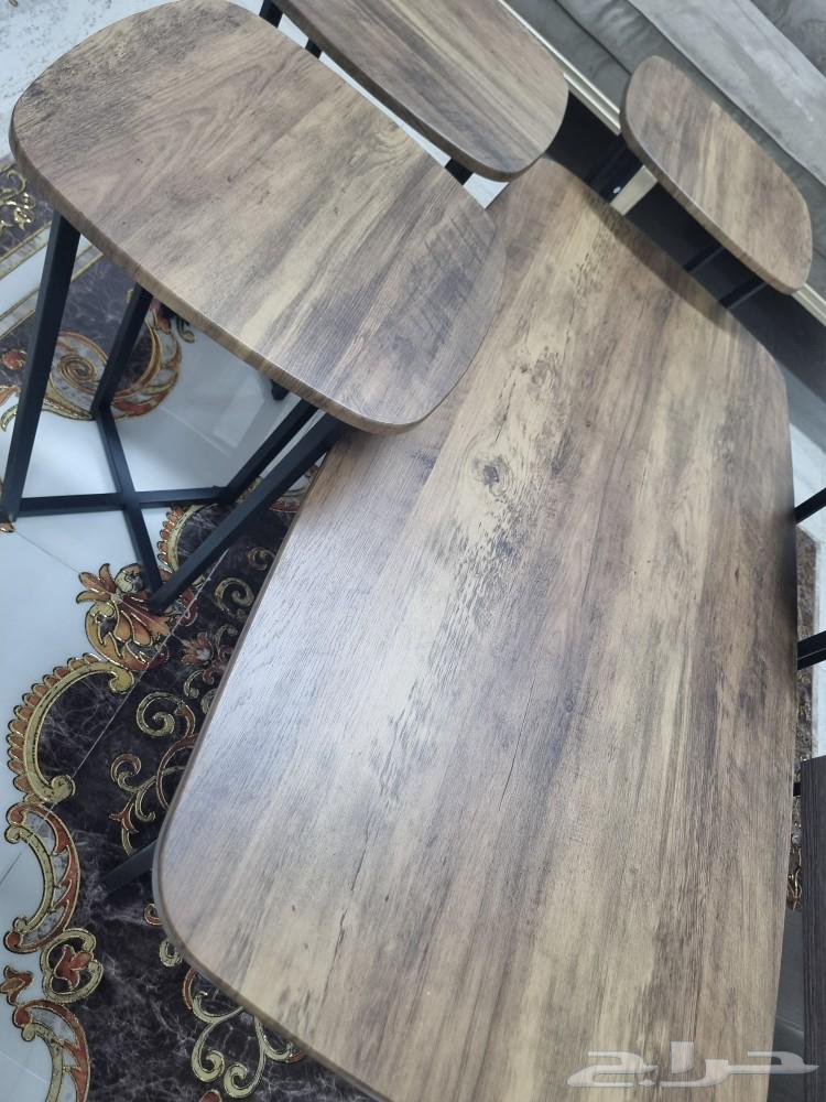 طاوله جديده لم تستخدم امس جبتها ماناسبت الغرفة64552944809345110
