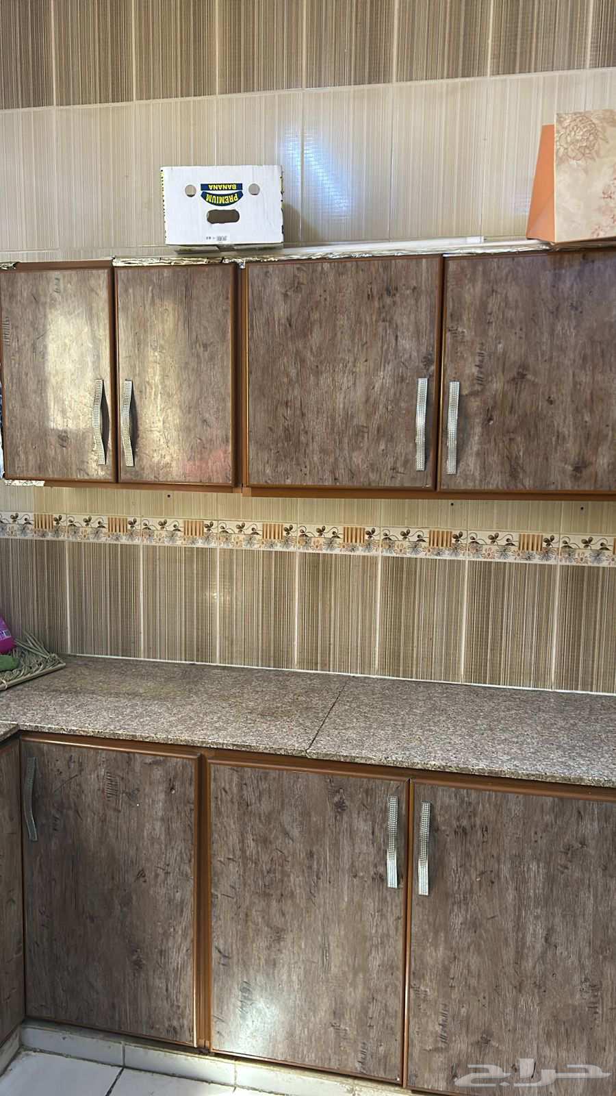 مطبخ مستعمل شبه جديد مقاس 4 في 564547652505858112