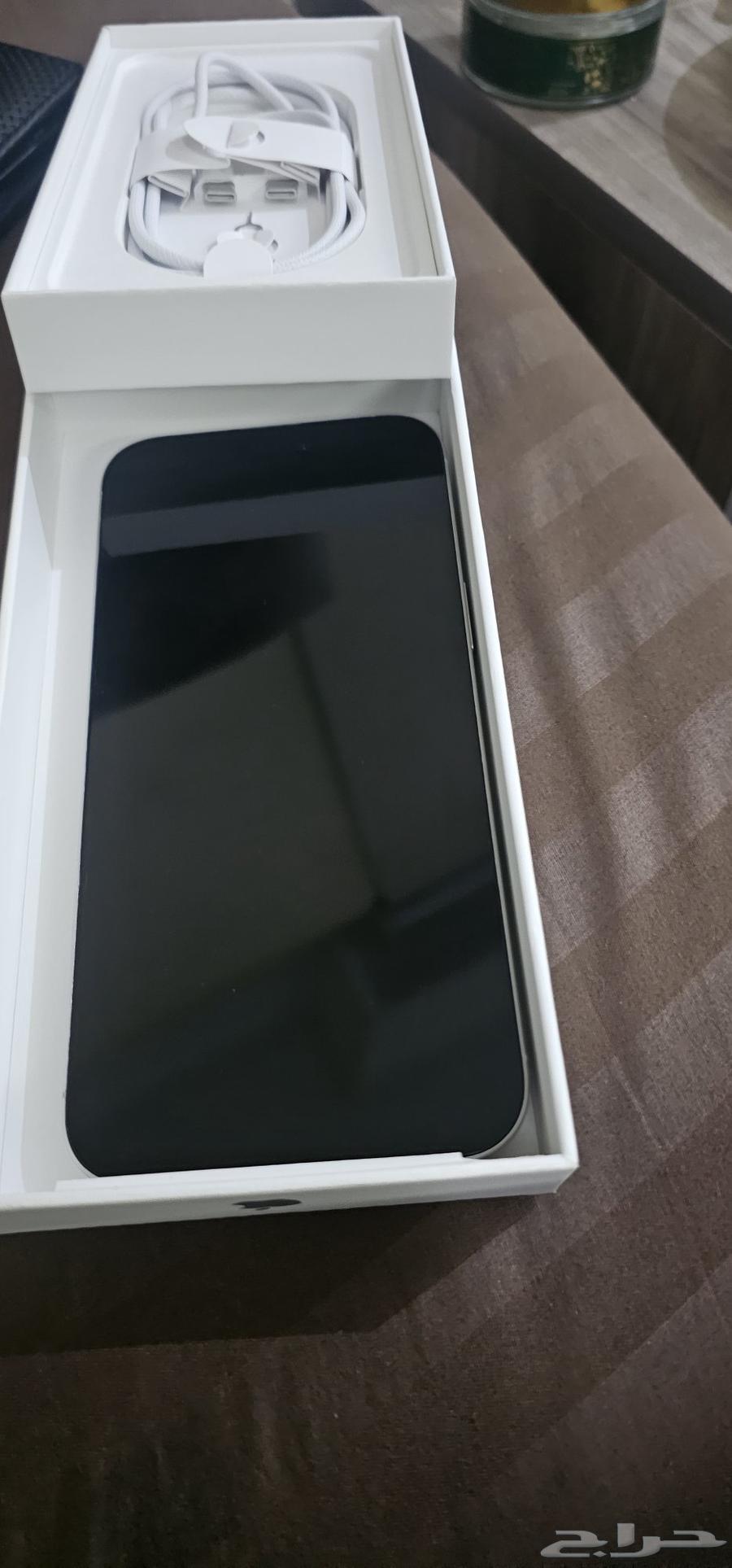 I phone 16 promax 256gb bettry 100 2 days used only64552746836993112