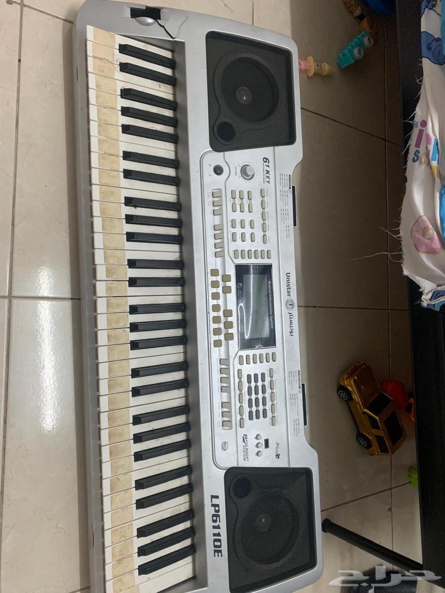 اورق للبيع نظيف بس يوجد كسر خفيف64543719405187110