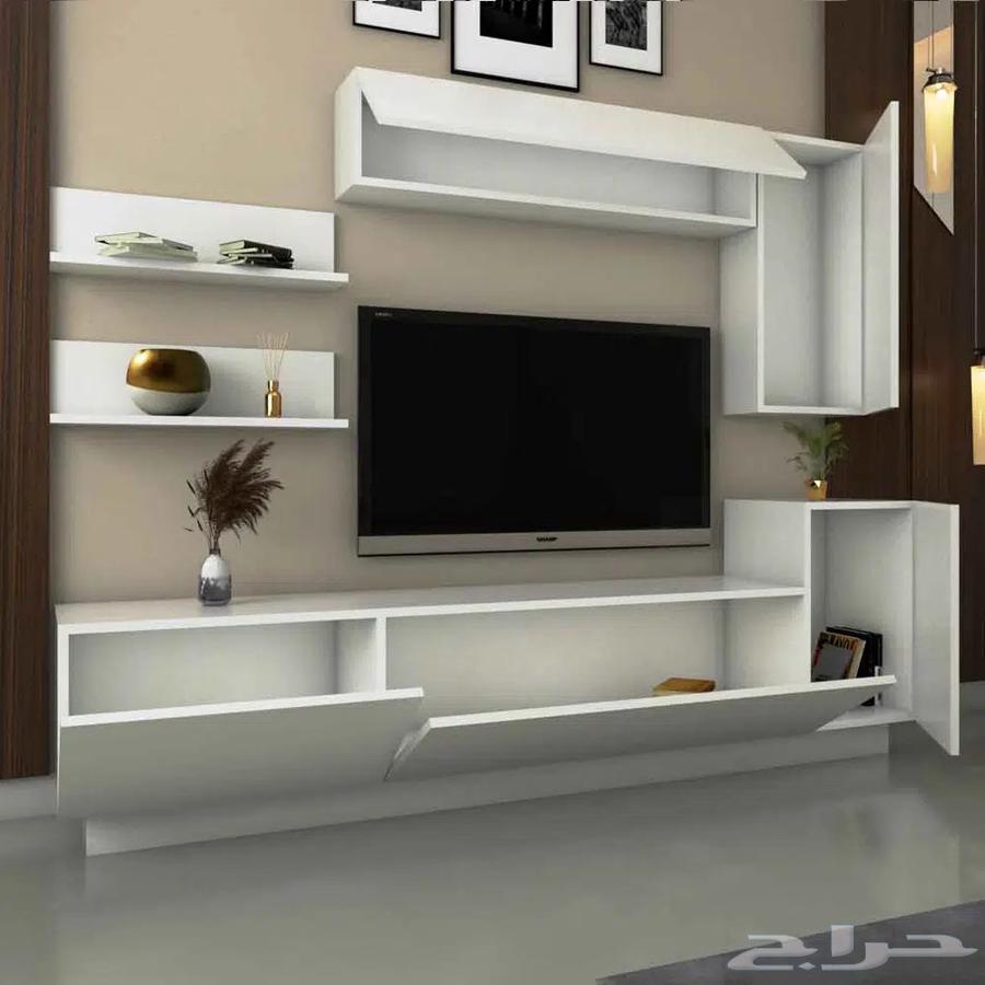 طاولة تلفزيون كبيرة لون ابيض64557296751619113