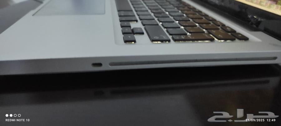 جهاز ماك بوك برو 2012 مع الشاحن شغال تمام رامات 8 هارد 25664556721011203114