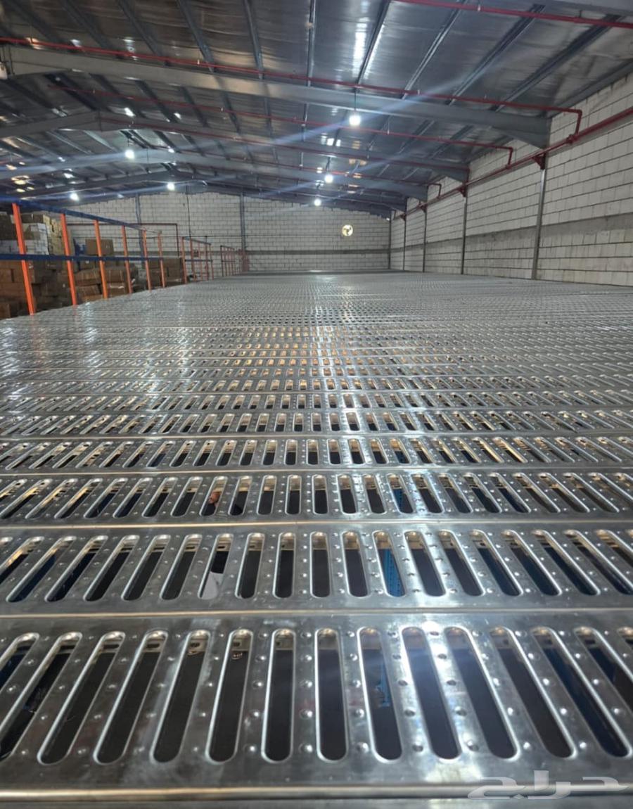 يوجد لدينا جميع انواع الرفوف المستخدمه والجديده باقل اسعار و64562193430787114