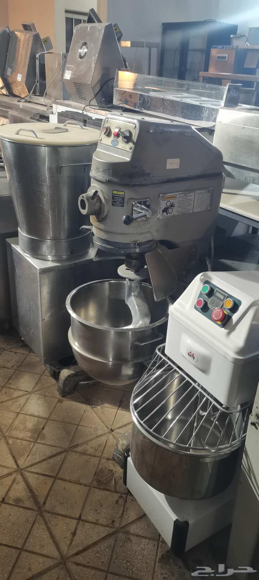 السلام عليكم ورحمة الله وبركاته معدات مطاعم للبيع في القصيم64561797061123113