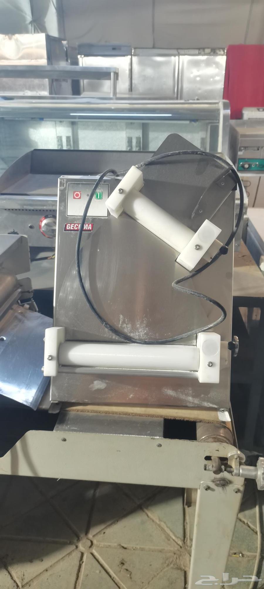 السلام عليكم ورحمة الله وبركاته معدات مطاعم للبيع في القصيم64561797061123112