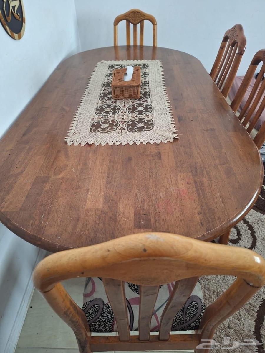 Dining table64554774481411110