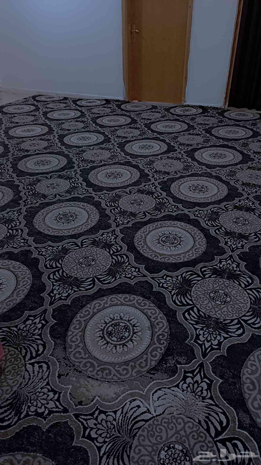 سجاده شبه جديده طول 5.30 والعرض 4.5064558086686467110